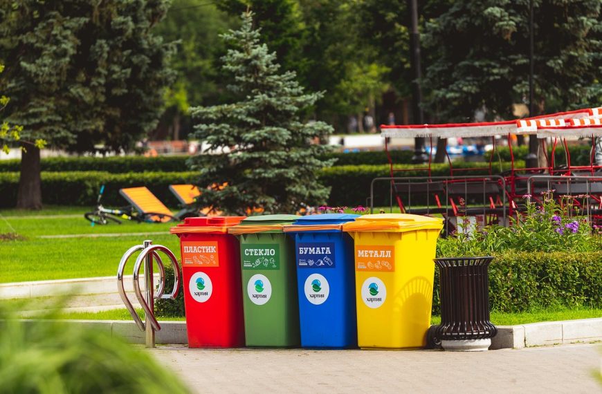 Pemilahan Sampah. Pixabay/Vladvictoria
